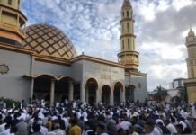 Ribuan Jemaah Memadati Masjid Al Fatah Ambon, Laksanakan Sholat Idul Adha 1445H
