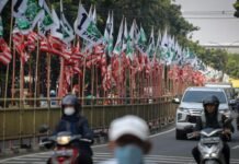Islam Yes, Partai Islam No