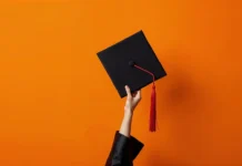 Tesis Doktoral Yang Memiskinkan Satu Bangsa