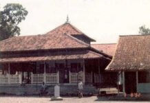 Tuan di Rumah Sendiri