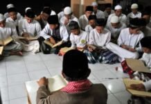 Sunyi yang Bercahaya: Perjalanan Seorang Penuntut Ilmu