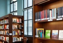 Merah Putih di Zona Merah