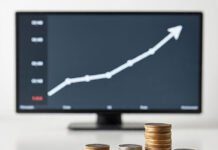 Ekonom Ingatkan Bahaya Lonjakan Beban Bunga Utang