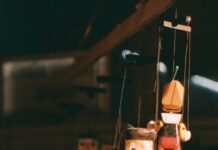 Kontestasi Skenario dan Benturan Tak Terduga