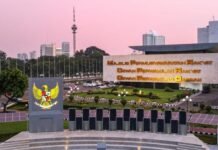 Meluruskan Salah Pikir Ketua MPR Tentang Cita-cita Try Sutrisno