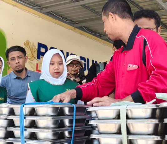 MBG (Makanan Bergizi Gratis): Antara Proyek Ambisius dan Kegagalan Komunikasi Politik