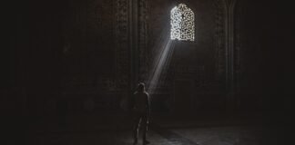 Menjemput Fajar Peradaban Baru: Melampaui Hegemoni, Zionisme, dan Egoisme ‘Strongman’