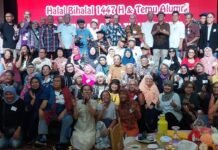 Di Ruang Redaksi yang Tak Pernah Padam