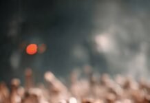 Banalitas Kekuasaan, Kritik Ornamental Gen Z dan Krisis Intelektual Kampus