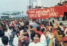 27 Juli 1996. Gerakan Mahasiswa dan Ormas Ditumpas oleh Rejim Orde Baru.