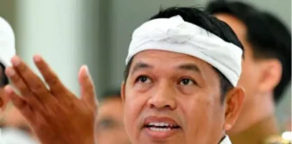 Cermin Retak Pemimpin Pesolek: Menggugat Ilusi KDM