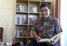 Airlangga Pribadi Kusman: Ketika Intelektual Memilih Berdiri di Sisi Republik