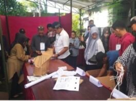 Dari Demokrasi Dagang Sapi Menuju Demokrasi Pilihan Rakyat: Perlukah Capres Didukung Minimal Dua Partai?
