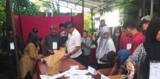 Dari Demokrasi Dagang Sapi Menuju Demokrasi Pilihan Rakyat: Perlukah Capres Didukung Minimal Dua Partai?