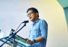 Rocky Gerung: Surplus Filsafat, Defisit Ilmu Pengetahuan